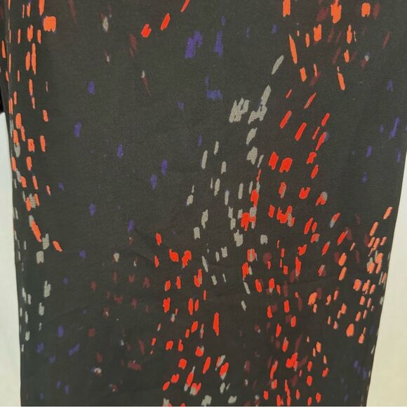 Apt 9 ladder vneck black top with splashes of color size large - Picture 6 of 8